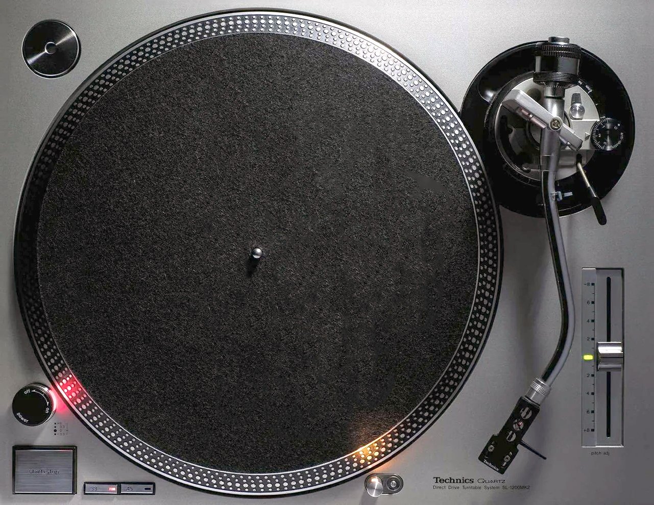История Technics SL-1200: Японский инженер, создавший главную машину хип-хопа